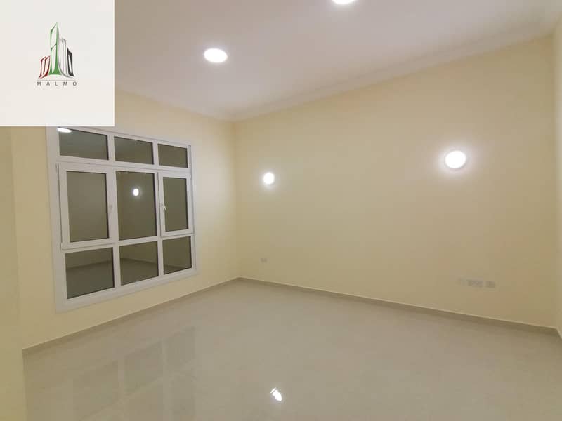 Квартира в Аль Шамха, 3 cпальни, 76000 AED - 6811507