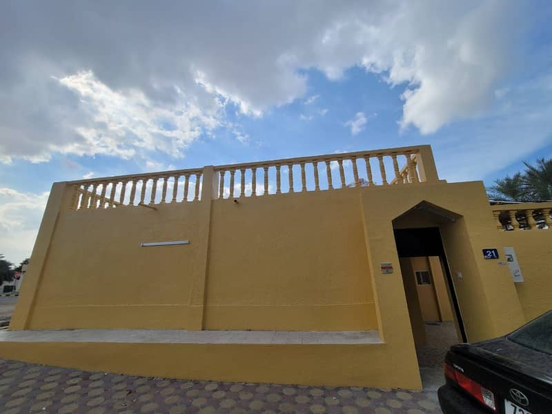 Very Good Quality And  Large Size Villa For Rent.
