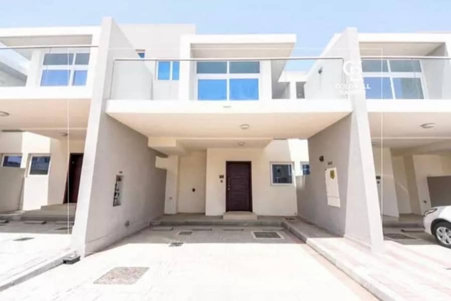 | Brand New | 3 Bedroom Villa | Middle Unit |