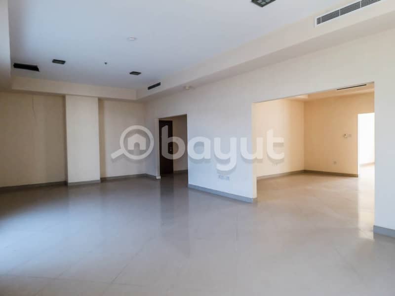 HOT DEAL! AVAILABLE 4 BEDROOM FLAT AVAILABLE FOR SALE IN AL FERASA TOWER