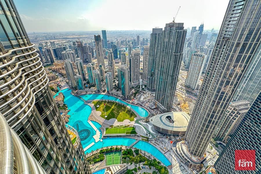 The Iconic Burj Khalifa - Fountain view!