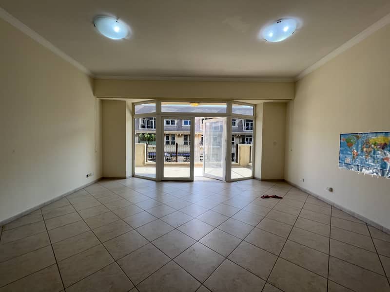 Квартира в Мирдиф，Аптаун Мирдиф，Куртиярд Апартаменты, 2 cпальни, 850000 AED - 6818185