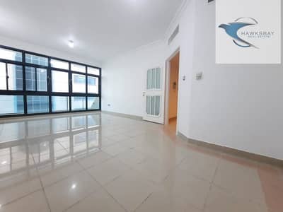 فلیٹ 3 غرف نوم للايجار في الوحدة، أبوظبي - شقة في الوحدة 3 غرف 65000 درهم - 6807391