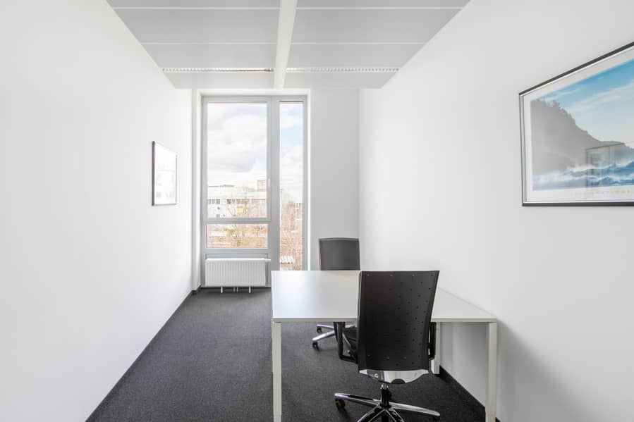 Unlimited office access in Dubai, Supreme Court Chambers Unlimited office access in Dubai, Supreme Court Chambers