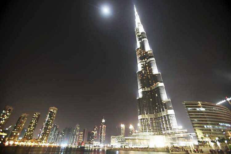 BURJ KHALIFA TWO BED ROOM APARTMENT HIGH FLOOR FOR SALE