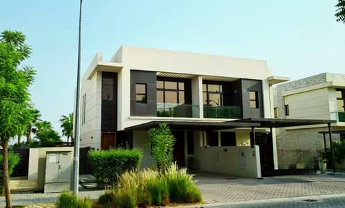 3 Bedroom Villa for Sale in DAMAC Hills, Dubai - Single Row Bigger Plot | 3BR Semi Detached Villa | Vacant Unit