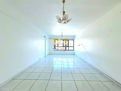 فلیٹ 2 غرفة نوم للايجار في شارع الشيخ زايد، دبي - شقة في التاج الابيض شارع الشيخ زايد 2 غرف 76999 درهم - 6826361