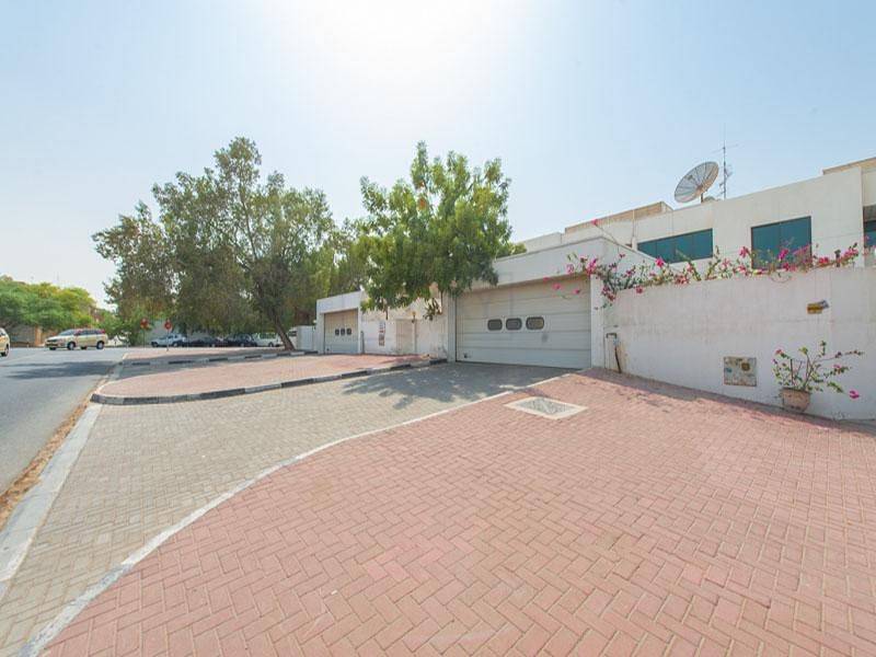 4 Bed | Semi- Independent | Private Garden| Covered Parking | Garhoud 4 Bed | Semi- Independent | Private Garden| Covered Parking | Garhoud