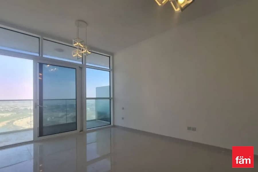 VACANT | Carson B | Great Location VACANT | Carson B | Great Location