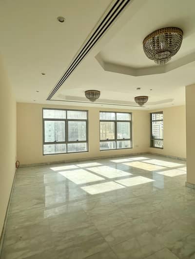 3 Bedroom Flat for Rent in Al Majaz, Sharjah - Limited Offer/Free Parking/ Specious 3-BR with Master,Maids,Balcony/