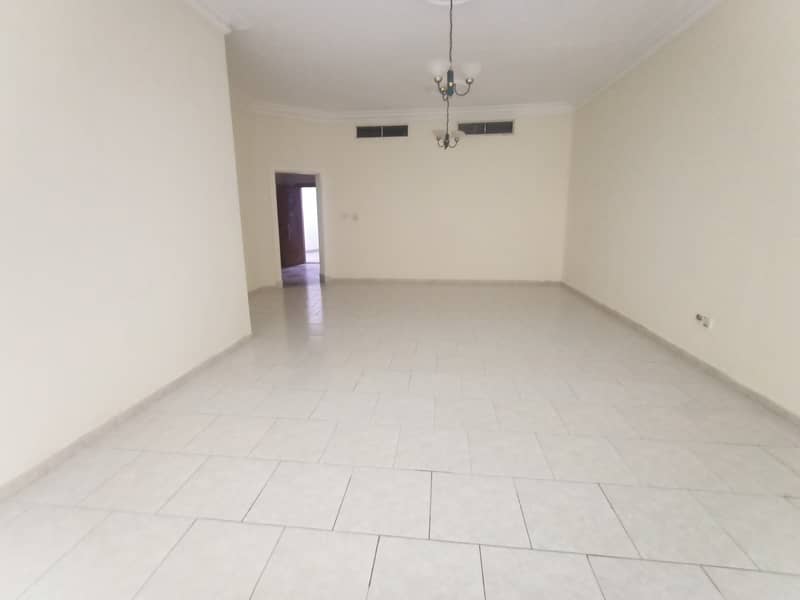 Chiller free+Pool free 2bhk Available Rent 32k