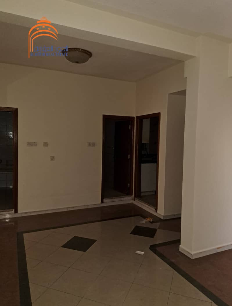 2BH for rent in Sharjah Al-Majaz 1 with Balcony and 2 bathrooms good for workers without parking