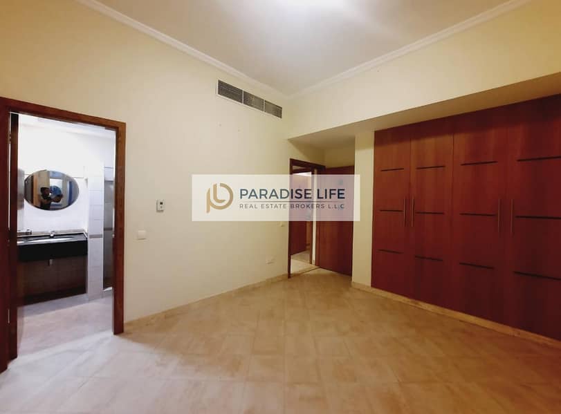 4 Master Bedroom Villa Available in Mirdiff 150,000 AED