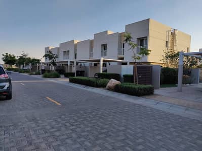 4 Bedroom Villa for Sale in Muwaileh, Sharjah - Four Bedroom Plus Type, Two Living Area, Huge Size  Bedroom , Nargis Zahia.