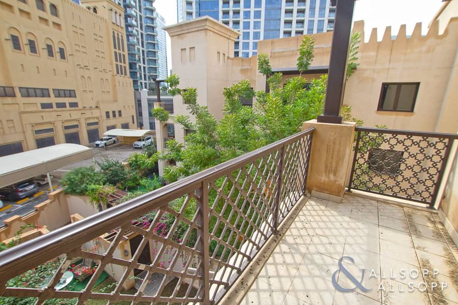 Two Bed Apartment | 1,262 SqFt | Old Town