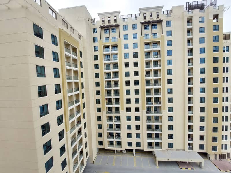Close To Metro || Best Price || Spacious 1 Bedroom Hall || Balcony || All Amenities || Premium Finishing || In 54K Only