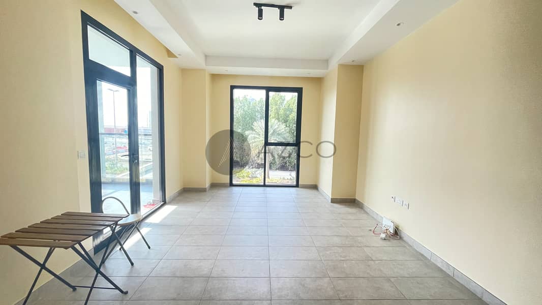 Fitted Kitchen | Spacious Unit | Ready to Move In Fitted Kitchen | Spacious Unit | Ready to Move In