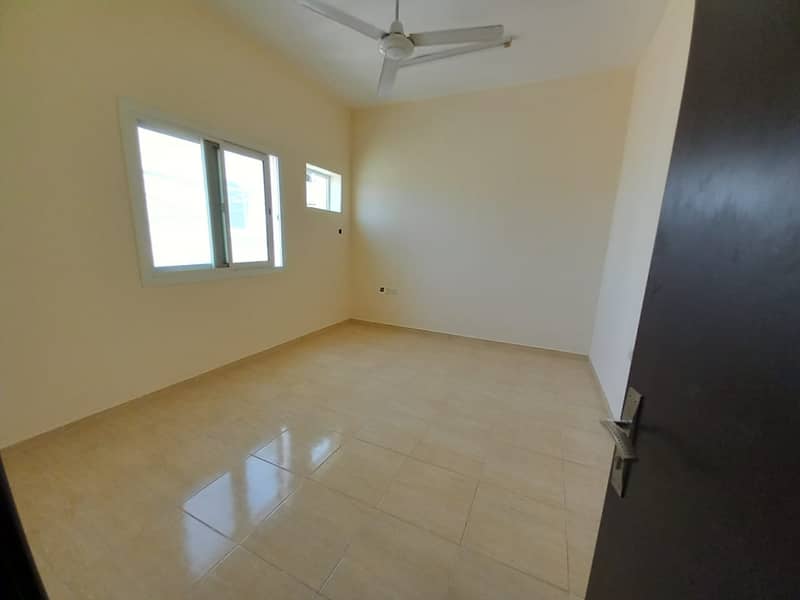 Very Specious 1bhk,Parak view just in 18500. Aed. Ready to Move ,Call now