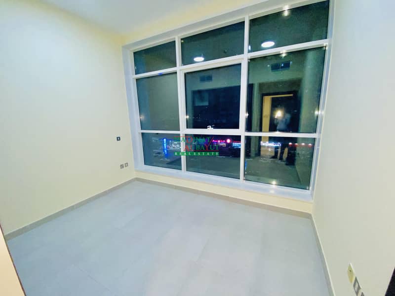 FABULOUS 2 BEDROOM APARTMENT READY TO MOVE IN