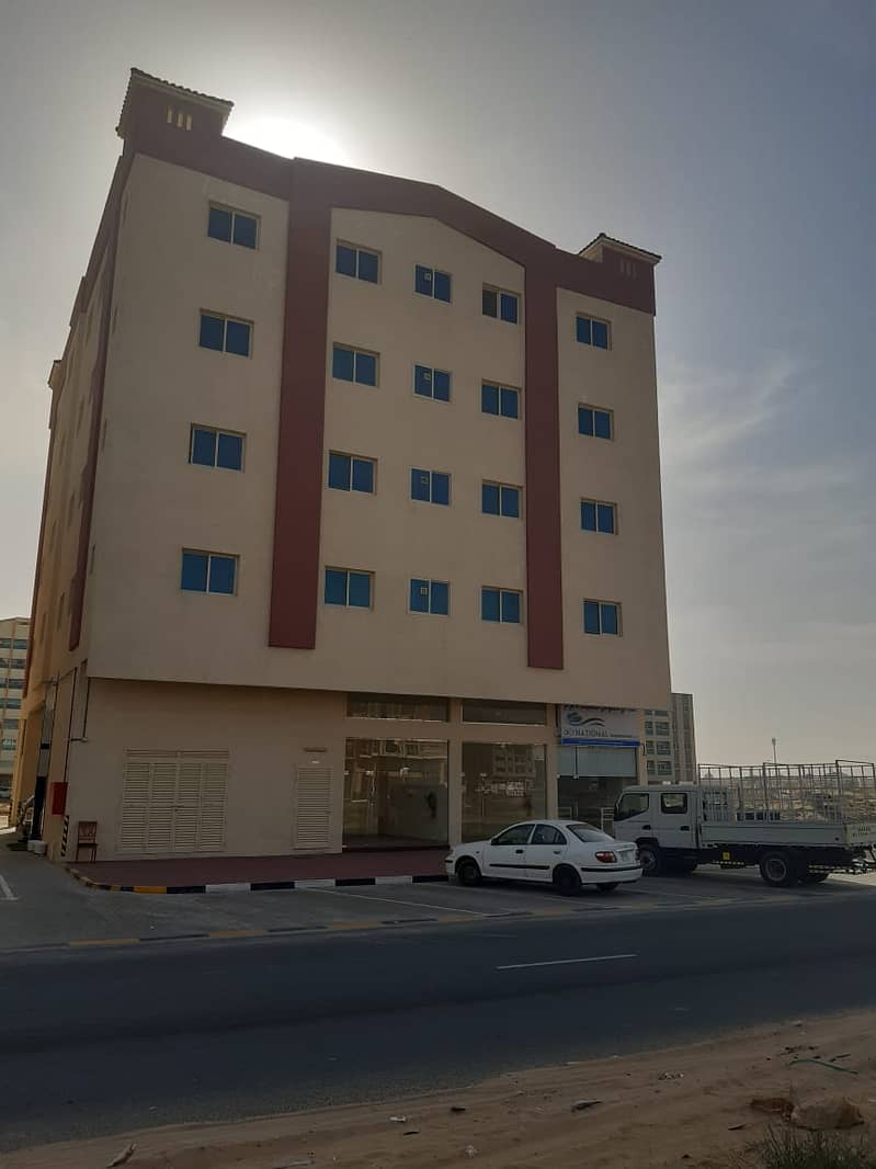 بناية جديد شهرين مجانا محل 13000 بدون عموله مباشرة من مالك حلف سوق الصين بناية جديد شهرين مجانا محل 13000 بدون عموله مباشرة من مالك حلف سوق الصين