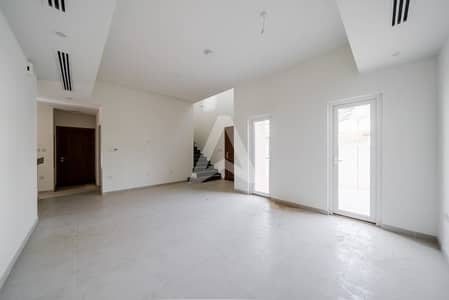 2 Bedroom Townhouse for Sale in Dubailand, Dubai - Open House 25th March | Single Row | Community View