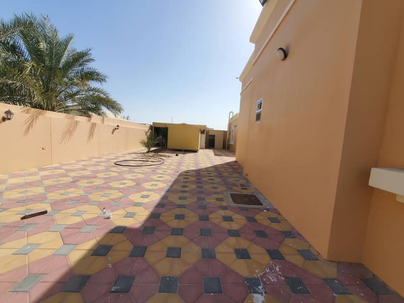 For rent a villa in the Emirate of Sharjah, Al Nof 1 area