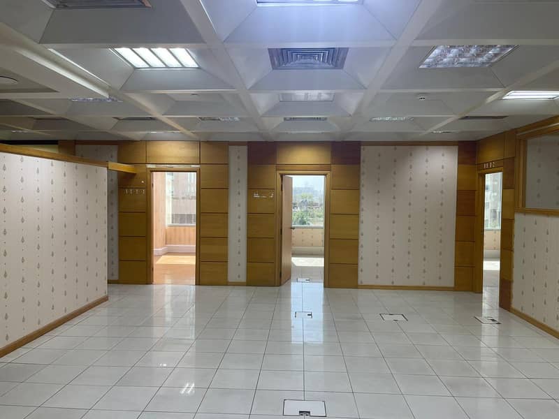 CHILLER FREE | PARTITIONED OFFICE| CLOSE TO CLOCK TOWER