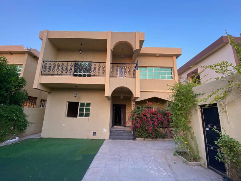Two-storey villa with four rooms in Al-Rifa'a