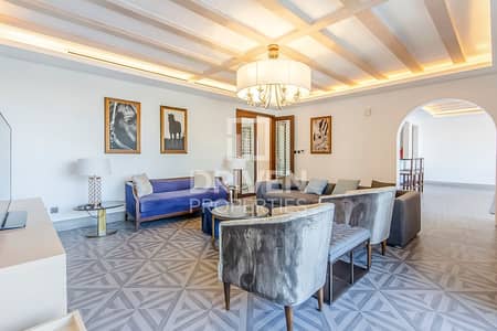 4 Bedroom Villa for Rent in Dubailand, Dubai - Luxury and Furnished Villa | Huge Layout