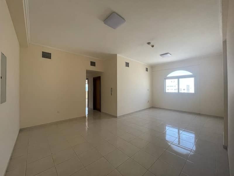 Spacious 2BHK with 3 Bathrooms - Opposite Pond Park