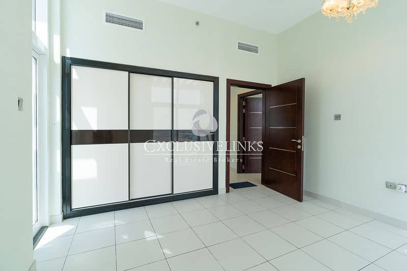 Spacious 2 BR | 2 Parkings | Corner Unit I VOT