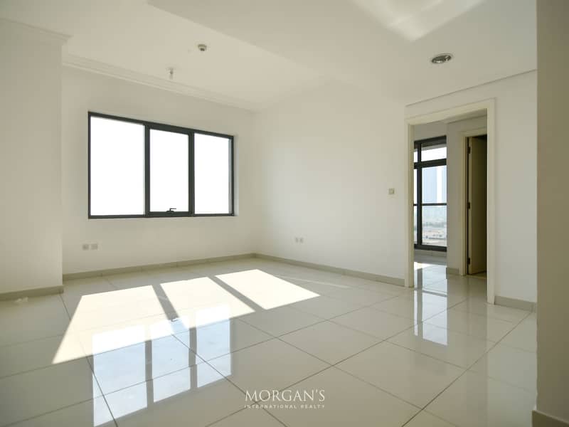 1BR| Vacant | Bright | Open View | Executive Bay