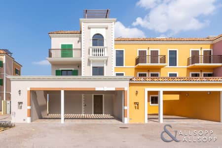 4 Bedroom Villa for Rent in Jumeirah, Dubai - Sea View| Spacious | Brand New | Vacant