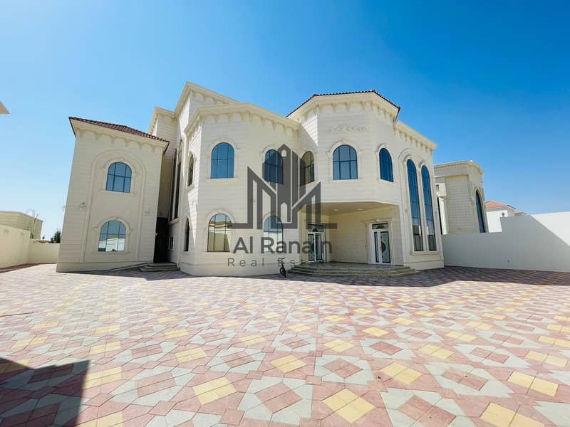 Brand New | 9 Master Br Triplex Villa | Elevator