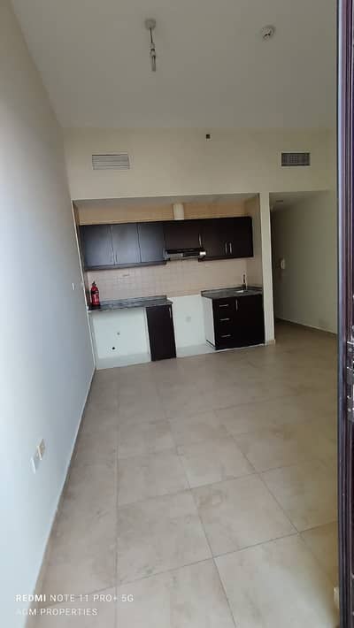Chiller Free Building |Best deal for investors Amazing Deal Studio for Sale