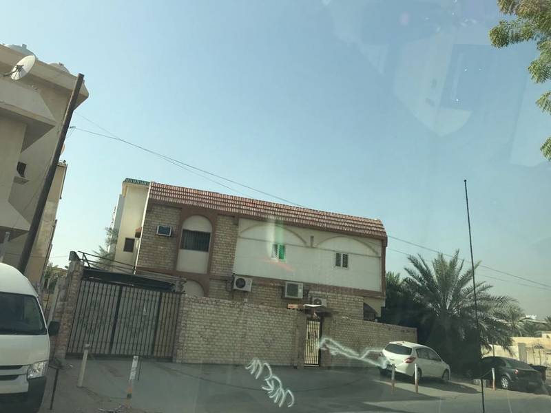 للبيع بيت عربي سكني تجاري بالنعيمية