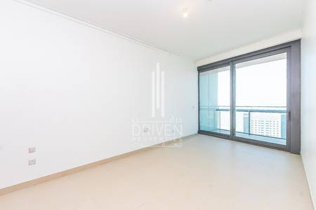 12 Cheques | 2 Bedroom Top Floor SeaView 12 Cheques | 2 Bedroom Top Floor SeaView