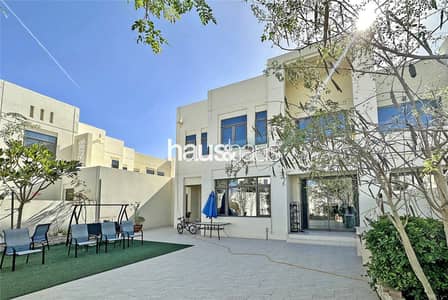 4 Bedroom Villa for Sale in Reem, Dubai - Single Row  | Large Plot | Owner Occupied