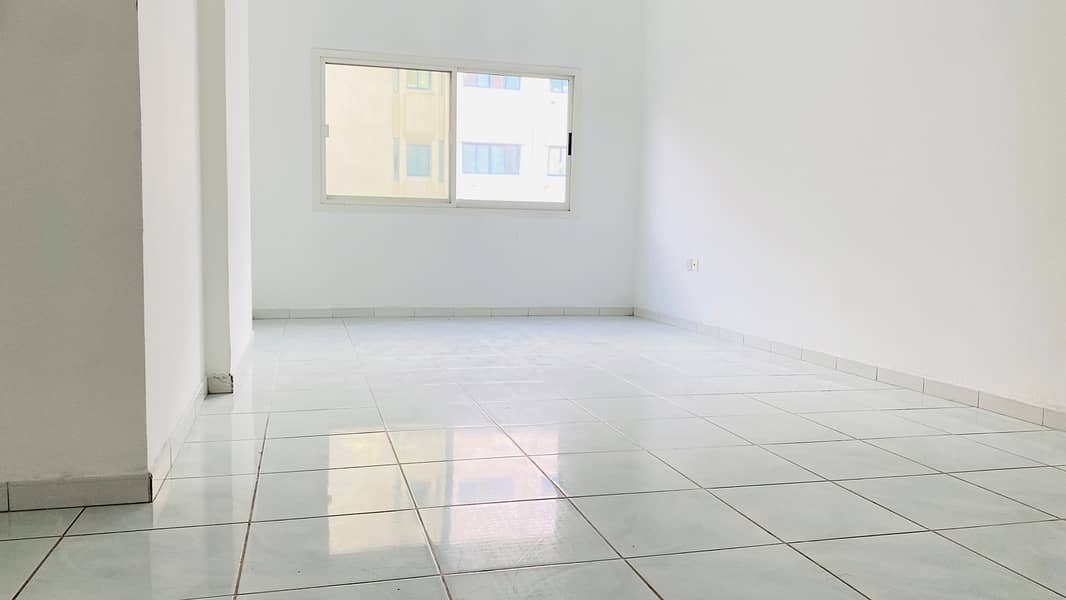 AWESOME 1BHK WITH BALCONY NEAR MADINAT ZAYED CENTER JUST 40k 4 PAYMENT