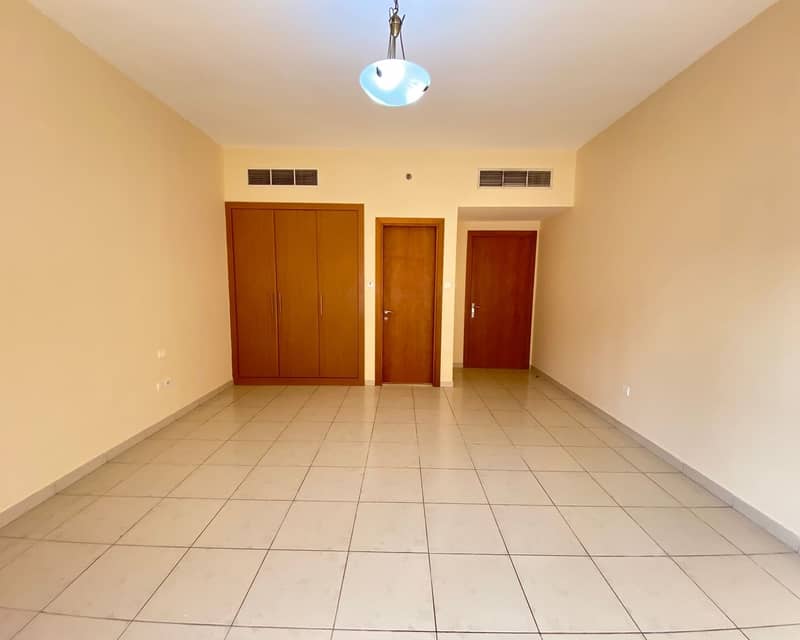 شقة في لافندر 2،إﻳﻤﻴﺮﻳﺘﺲ ﺟﺎردﻧﺰ،الضاحية 12،قرية جميرا الدائرية 1 غرفة 46000 درهم - 6829511 شقة في لافندر 2،إﻳﻤﻴﺮﻳﺘﺲ ﺟﺎردﻧﺰ،الضاحية 12،قرية جميرا الدائرية 1 غرفة 46000 درهم - 6829511