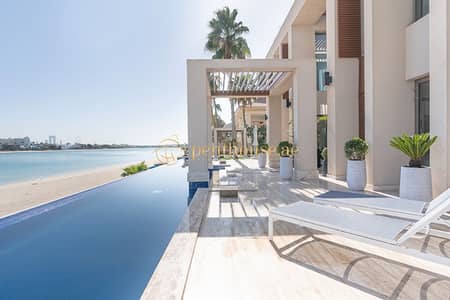 5 Bedroom Villa for Sale in Palm Jumeirah, Dubai - Palatial Villa w Ultra-Luxe Furnishings + Pvt Pool