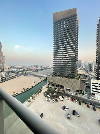 Studio for Sale in Dubai Sports City, Dubai - Vacant Spacious Studio Apartment With Balcony and Huge Size Unit is Available For Sale