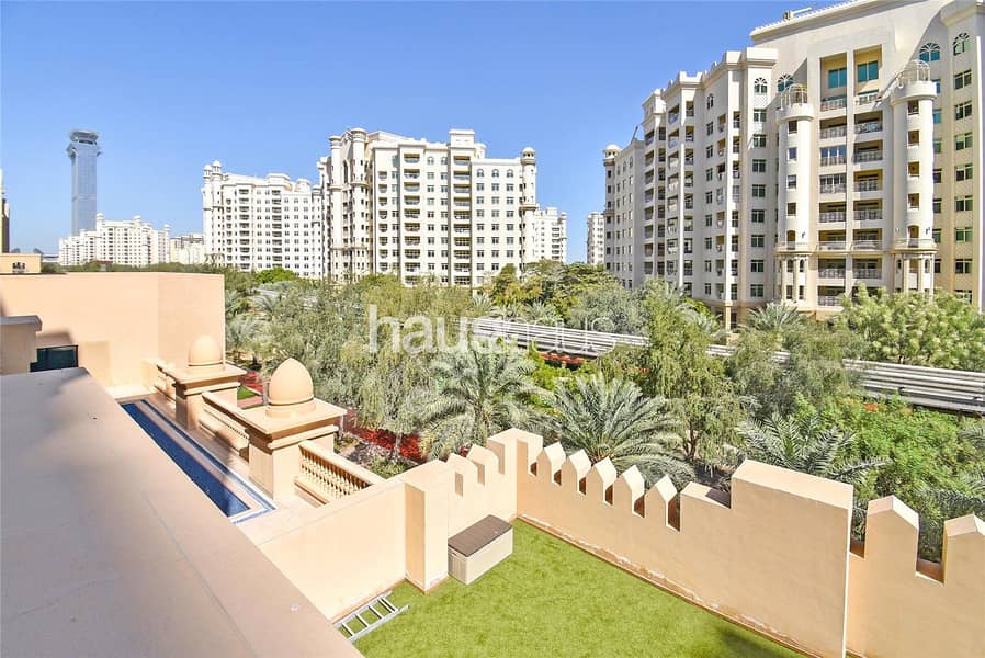 Large Terrace | Park View | Notice Served