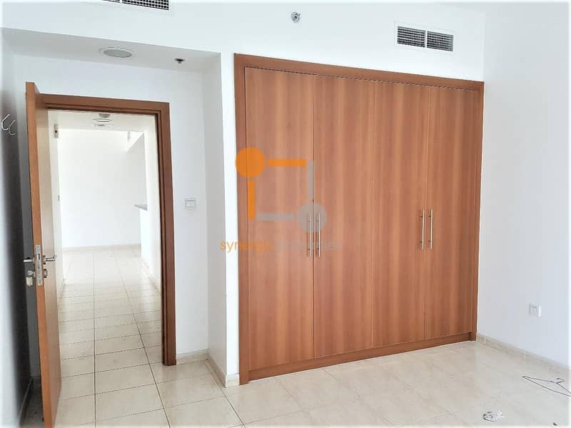 Large 2 Bedroom in Skycourt Balcony just @610k