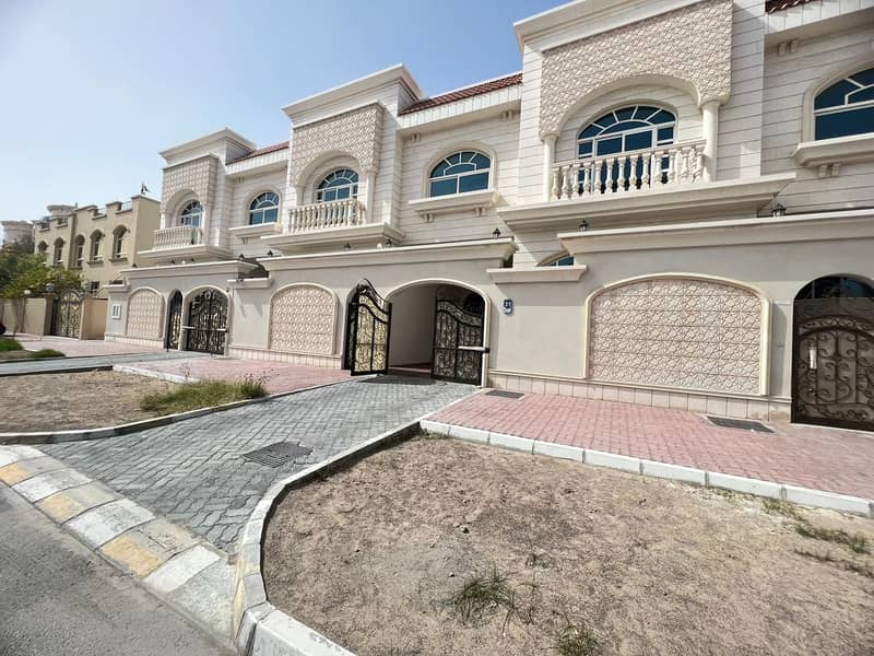 A wonderful villa in the city of Abu Dhabi, Al Bateen, private entrance, 5 master rooms, and a huge majlis, close to the