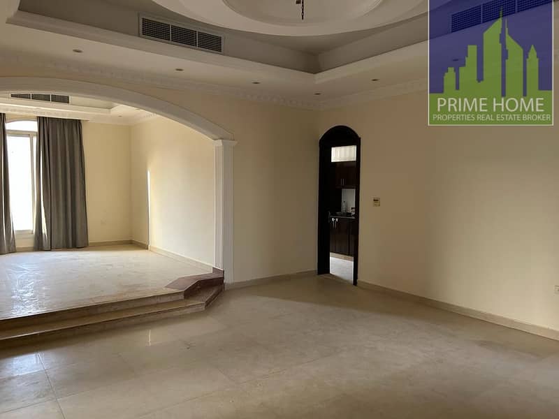 NICE AND CLEAN  VILLA 5BED+MAID ROOM+MAJLIS VILLA FOR RENT IN AL WARQAA