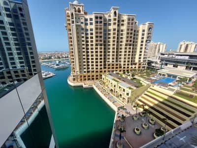 3 Bedroom Apartment for Rent in Palm Jumeirah, Dubai - 2 parking slots, study, partial sea views