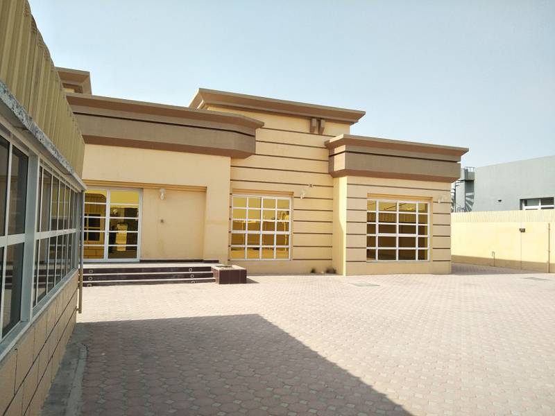 5 BED ROOM BRAND NEW PRIVATE VILLA WITH MAJLIS, HALL, POOL, MAID ROOM, STORE ROOM, PARKING INSIDE