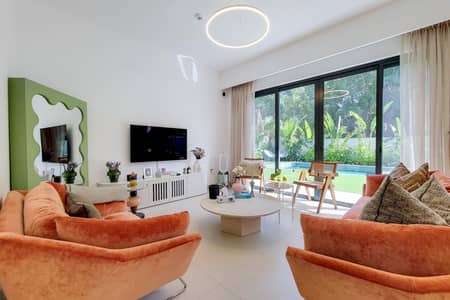 Corner Plot 4 Bed  | Private Pool | VOT