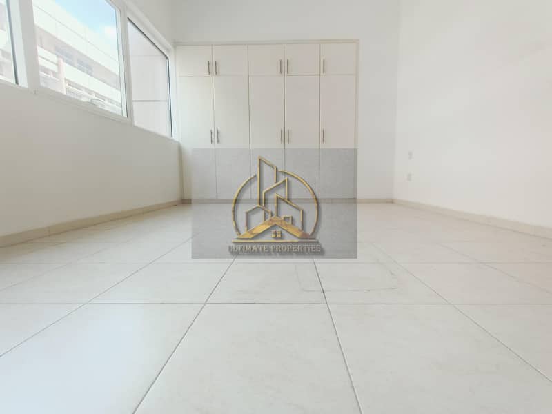 Huge 2 Bed | Roof top Garden - Pool | Parking